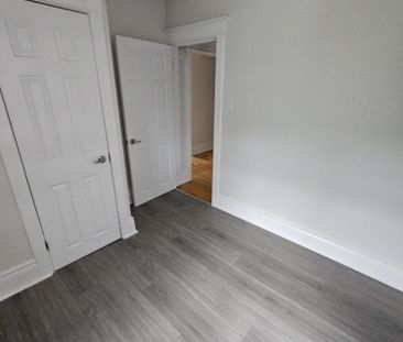 For Lease - 983 Main Street Unit# 3, Hamilton, Ontario - Photo 4