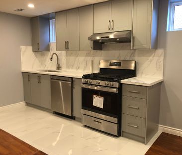 For Lease - 1161 Shadeland Drive Unit# Lower, Mississauga, Ontario - Photo 4