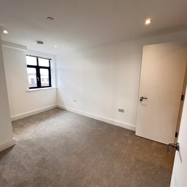 Cambridge Place - Photo 1