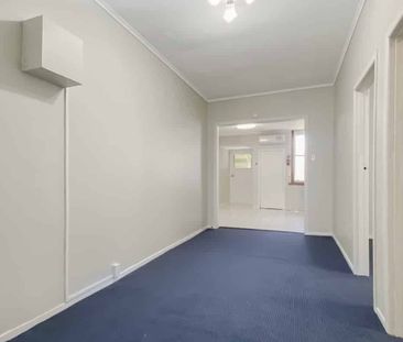 Welcome to 2/60 Wilson Street in Newtown. - Photo 5