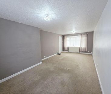 4 bedroom end of terrace house to rent - Photo 3