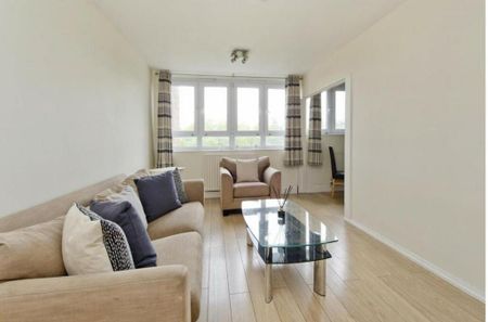 3 bedroom flat to rent - Photo 4