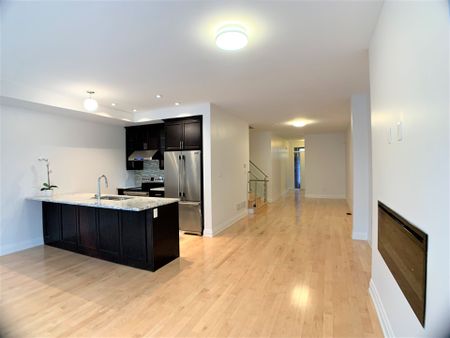 For Lease - 43 Causland Lane, Richmond Hill, Ontario - Photo 5