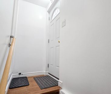 For Lease - 7 Mccrackin Court, Vaughan, Ontario - Photo 1