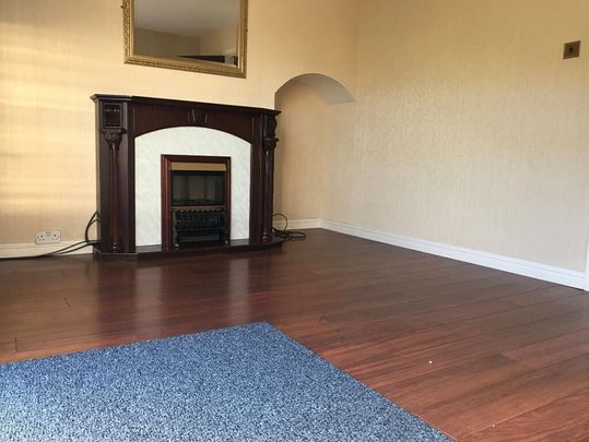 6 Broadway Avenue, Carrickfergus, BT38 8DD - Photo 1