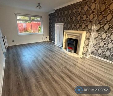 4 bedroom semi-detached house to rent - Photo 3