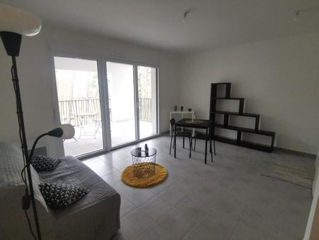 Location Appartement 1 pièce Meublé 29m² TOURS 37200 - Photo 2