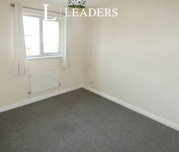 4 bedroom house to rent Dexter Way, Middlewich, CW10 - Photo 5