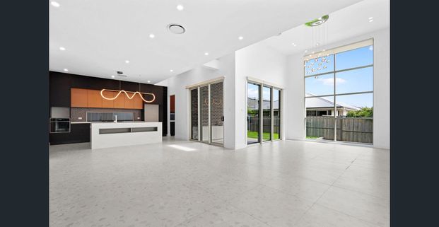 Luxurious living with swimming pool, 5 Minutes of walk to Riverbank Public and The Ponds High School - Photo 1