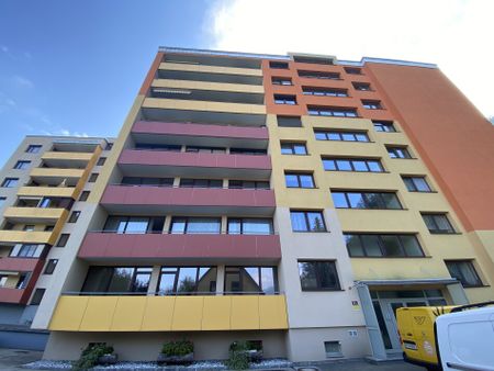 Judenburg: familienfreundliche 3-Zimmer-Wohnung ca 85 m2 mit großzügigem Balkon und Parkmöglichkeiten - Photo 3