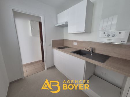 Location Appartement 2 pièces 37m² BANDOL 83150 - Photo 2