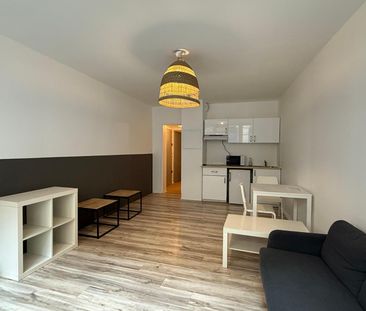 Location Appartement 2 pièces 40m² BORDEAUX 33800 - Photo 2