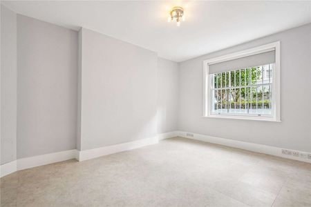 Elegant four bedroom period house in the heart of Notting Hill - Photo 3