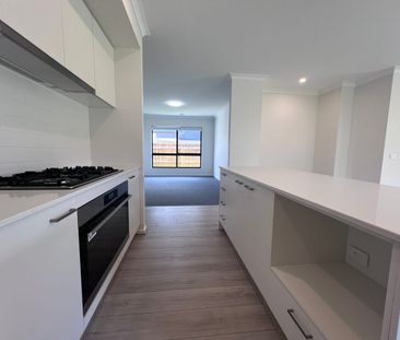 For Rent | 12 Month Lease | Available Now. - Photo 6