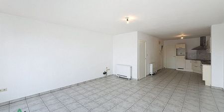 Appartement te huur in Oostende voor € 700 met 1 slaapkamer - Photo 2