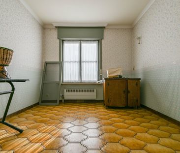 Ruime alleenstaande woning met vijf slaapkamers en grote tuin - Foto 1