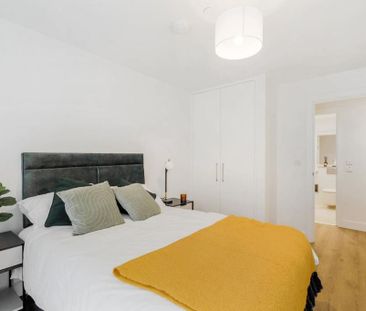 3 bedroom apartment to rent - Photo 6