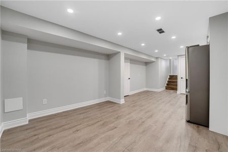 For Lease - 8059 Aintree Drive Unit# Lower, Niagara Falls, Ontario - Photo 3