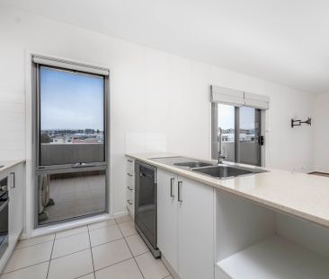 75/2 Peter Cullen Way, Wright ACT 2611 - Apartment For Rent | Domain - Photo 5