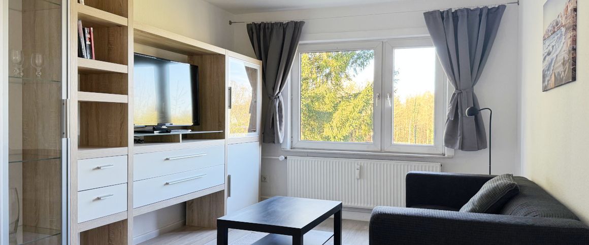 Möblierte Dachgeschosswohnung in HH-Lokstedt - Photo 1