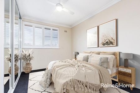 1 Bedroom Unit in Great Location - Photo 4