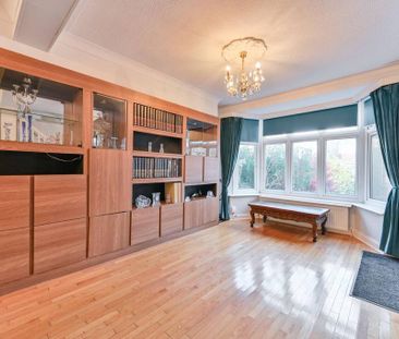 5 bedroom semi-detached house to rent - Photo 2