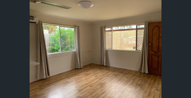 No yard to mow and no water to pay - Photo 1