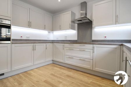 4 bedroom detached house to rent - Photo 5