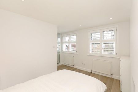 3 bedroom terraced house to rent - Photo 2