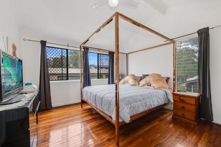 9 Nangara Street, Shailer Park QLD 4128 - House For Rent | Domain - Photo 4