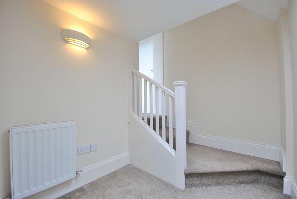 2 bedroom flat to rent, - Photo 1