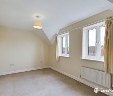 4 Bedroom - Photo 5