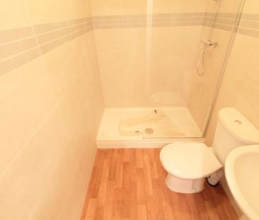 2 bed flat to rent in Verulam Place, Bournemouth, BH1 - Photo 6