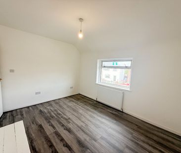 Property For Let - Scarisbrick Drive - Photo 6