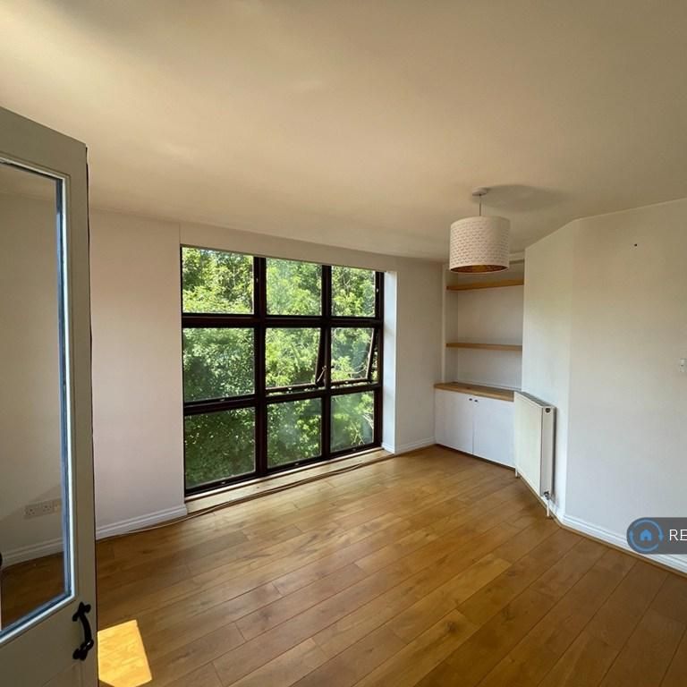 3 bedroom detached house to rent - Photo 1