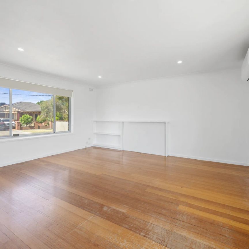 28 Morris Street, Reservoir. - Photo 1