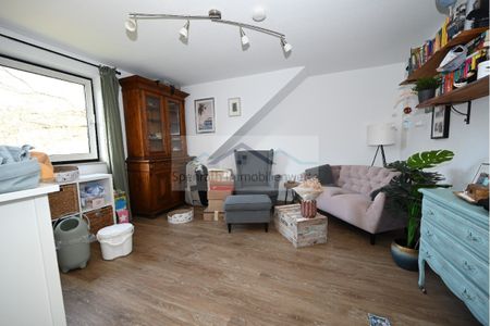 Attraktive 3-Zimmer-Maisonettewohnung mit Balkon in Hürth-Alt-Hürth - Photo 2