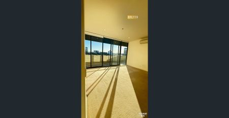 Fully Furnished-Super convenient & brand new 2B2B! Downstair East village shopping centre, Closed to BUS station & restaurant. - Photo 4