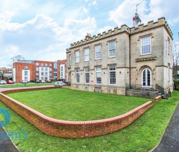 2 bed Flat for Rent - Photo 1