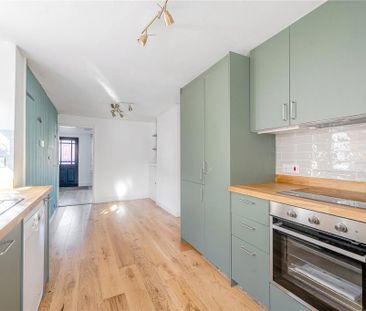 2 bedroom semi-detached house to rent - Photo 4