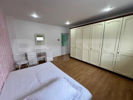 Apartament 2 camere, decomandat, 70 mp, centrala, zona 1 Mai - Photo 2