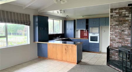 PEEL FOREST - 3 BEDROOMS - Photo 3