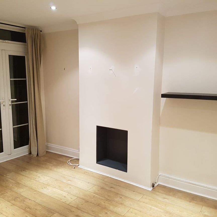 1 Bed Flat, Devonshire Road, SW19 - Photo 1