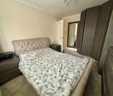 2 bedroom maisonette to rent - Photo 3