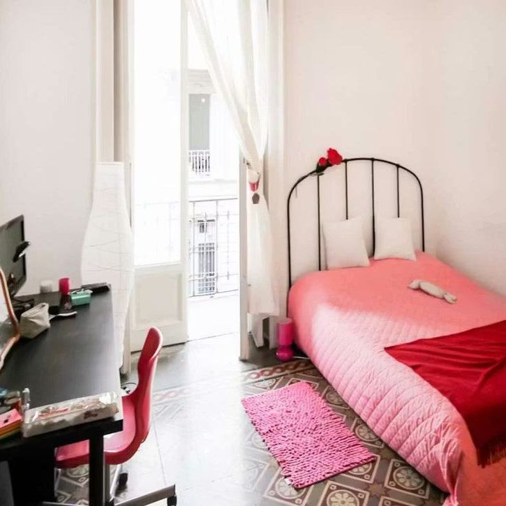 Piazza Ventiquattro Maggio, Milan, Lombardy 20136 - Photo 1