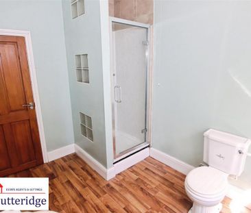 2 bedroom terraced house to rent - Photo 3
