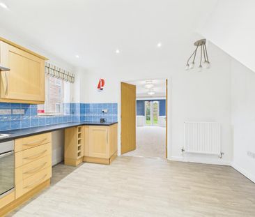 3 bedroom end of terrace house to rent - Photo 6