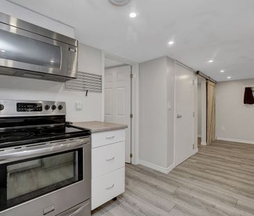 For Lease - 139 CARILLON Street Unit# 1, Vanier and Kingsview Park,... - Photo 3