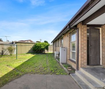 Neat & Inviting Home Perfect for Families in Coolaroo - Photo 5