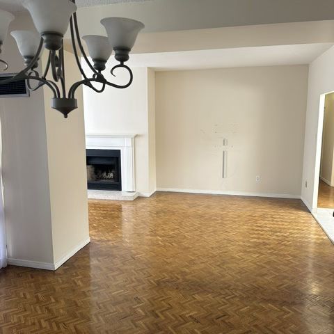 For Lease - 18 Lower Village Gate Unit# PH4, Toronto, Ontario - Photo 1